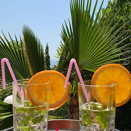 Hvar *