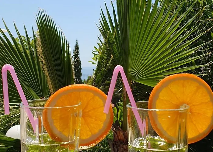 Hvar *
