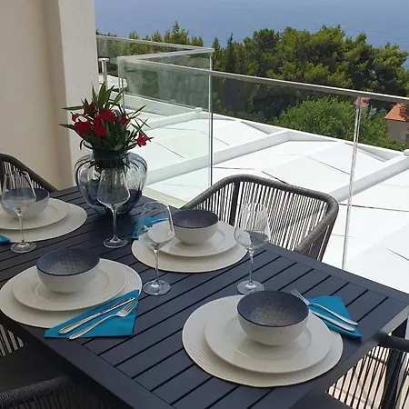 Hvar Апартаменты